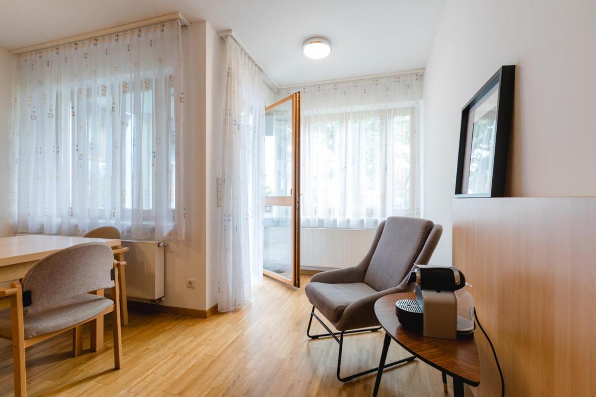 Studiowohnungen Am Rieger-Hof Hartmannsdorf Buitenkant foto